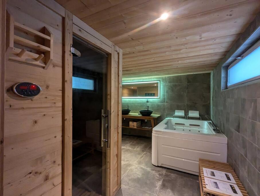 Chalet Des Belles Roches, 14 Pers, Garden, Sauna La Bresse Exterior photo